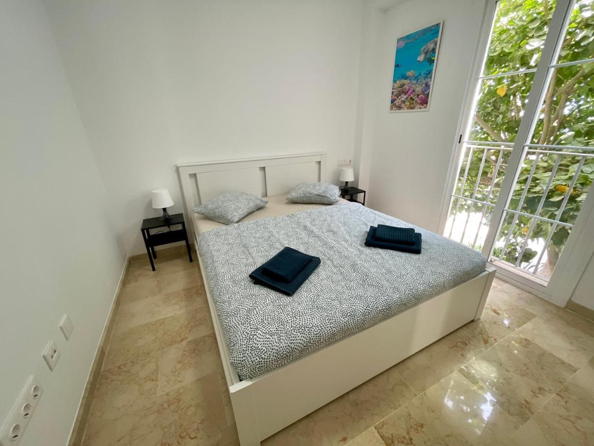 Top Sea View Apartment - 7 Minutes To Sotogrande Castillo de Sabinillas Ngoại thất bức ảnh