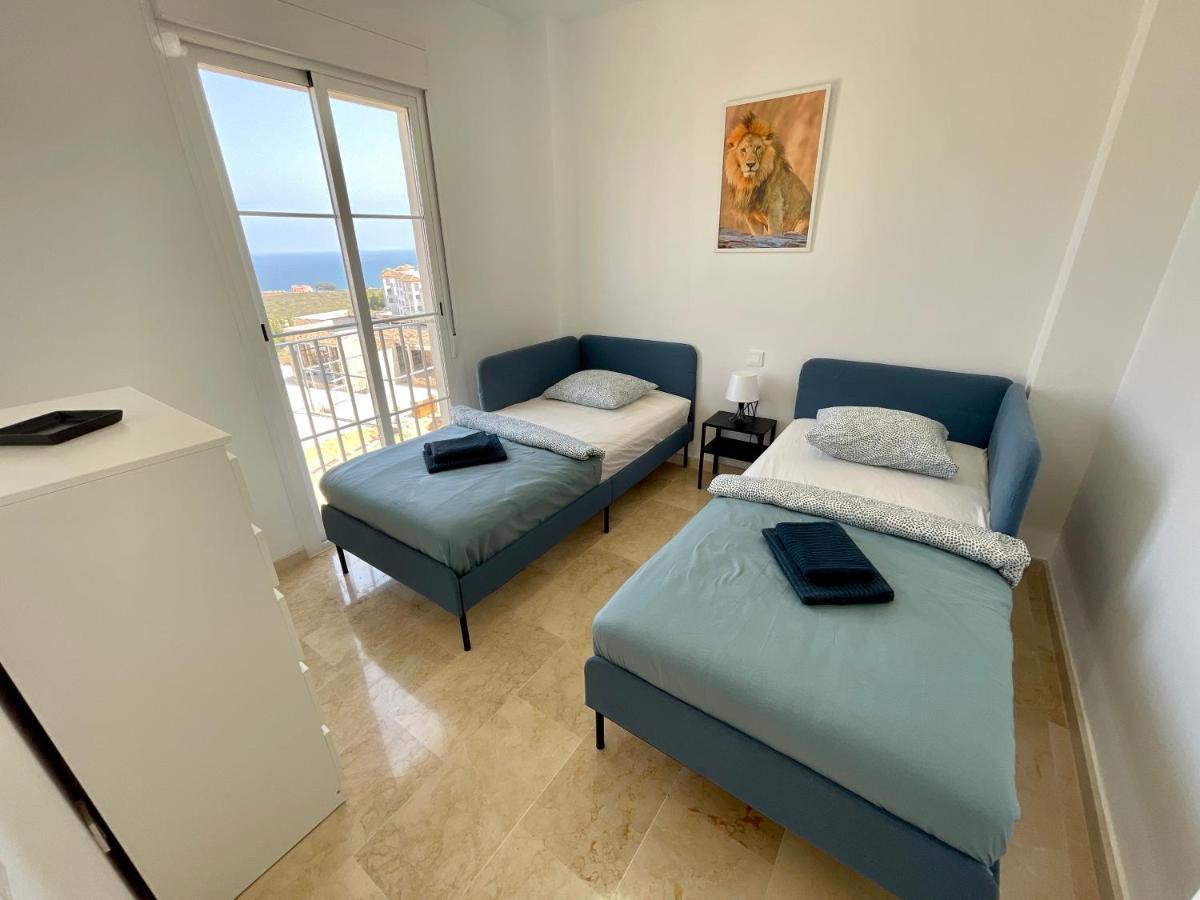 Top Sea View Apartment - 7 Minutes To Sotogrande Castillo de Sabinillas Ngoại thất bức ảnh